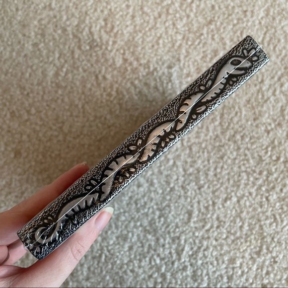 LitJoy Crate's "Harry Potter" Secret Chamber Notebook - Picture 2 of 9